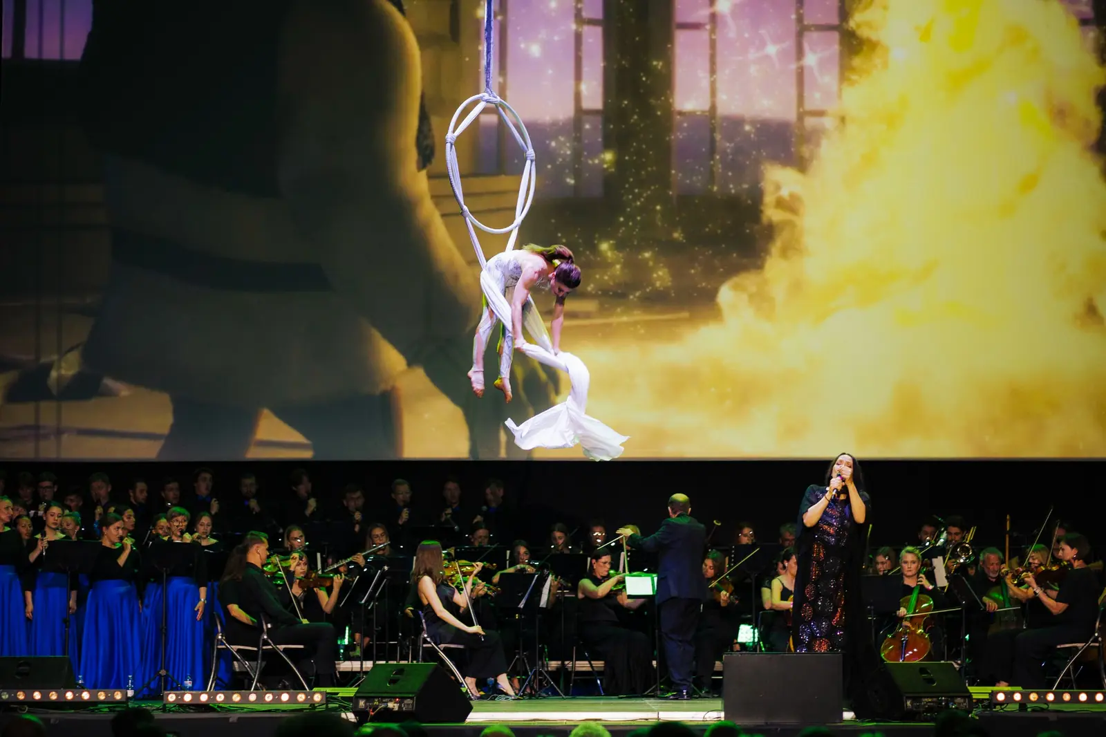 Iwona Loranc i akrobatka podczas Hollywood in Dance